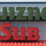 【725号】サンドイッチチェーンのクイズノス、店舗の大量閉鎖に追い込まれた要因とは？